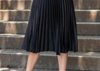 Ajustes em peças plissadas: cuidados especiais para manter o efeito